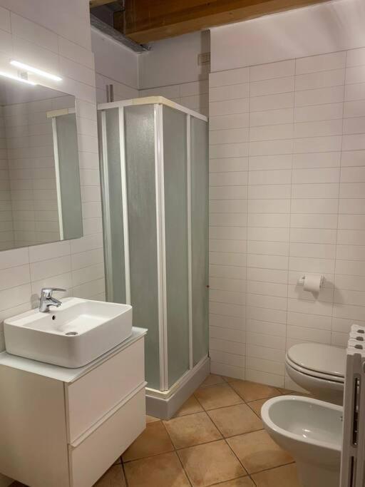 Appartamento Casa Annais In Zona Ospedale, Autodromo, Parco Monza Esterno foto